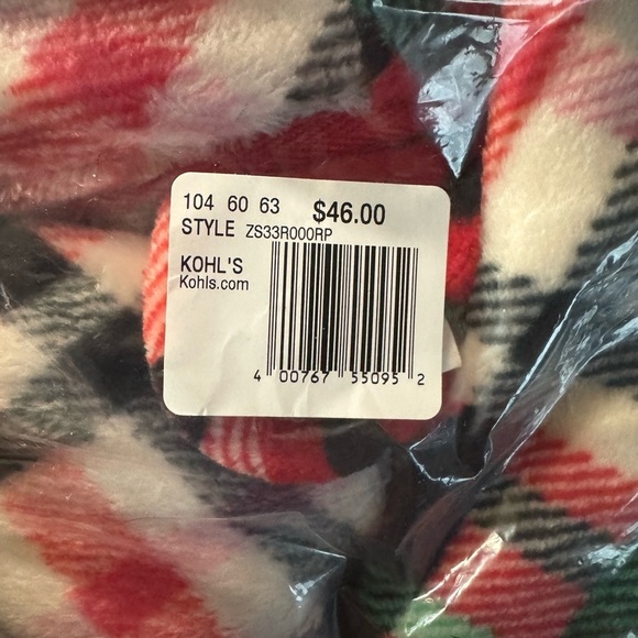 NEW Sonoma Fuzzy Red Plaid Robe Women’s Size Small New In Package Christmas - Picture 3 of 4